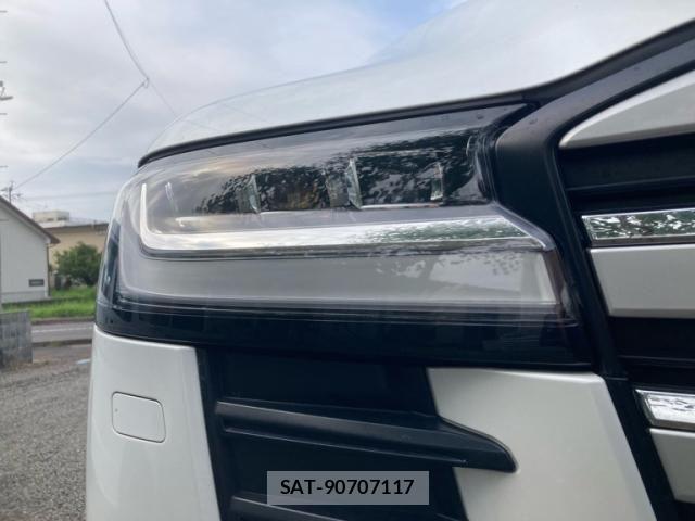 Toyota LAND CRUISER 2024-07 8829837-2