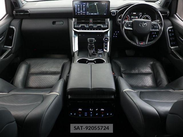 Toyota LAND CRUISER 2023-01 8829832-1