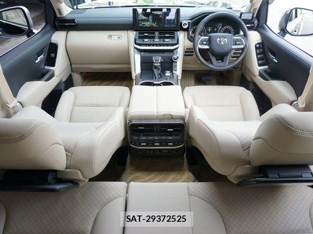 Toyota LAND CRUISER 2024-04 8829823-12