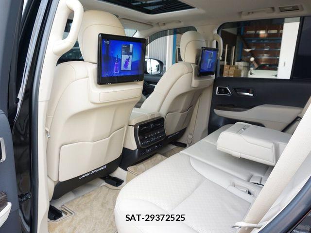 Toyota LAND CRUISER 2024-04 8829823-22