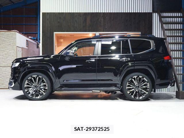 Toyota LAND CRUISER 2024-04 8829823-5