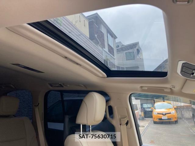 Toyota LAND CRUISER 2025-07 8829830-10