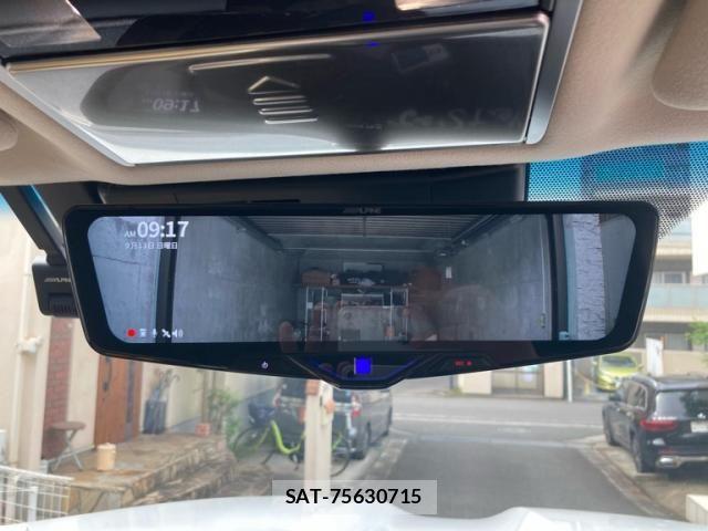 Toyota LAND CRUISER 2025-07 8829830-21