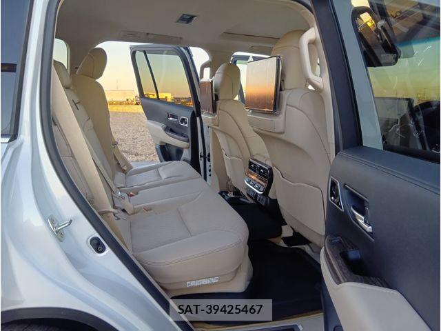 Toyota LAND CRUISER 2026-02 8829822-5
