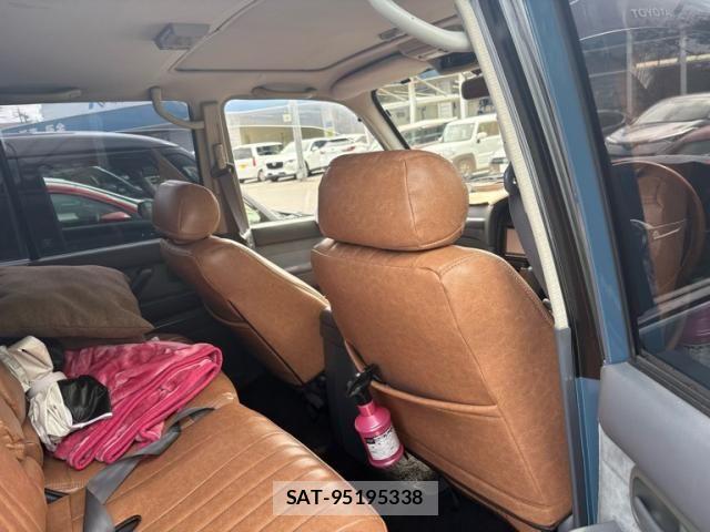 Toyota LAND CRUISER 1993-05 8829852-13