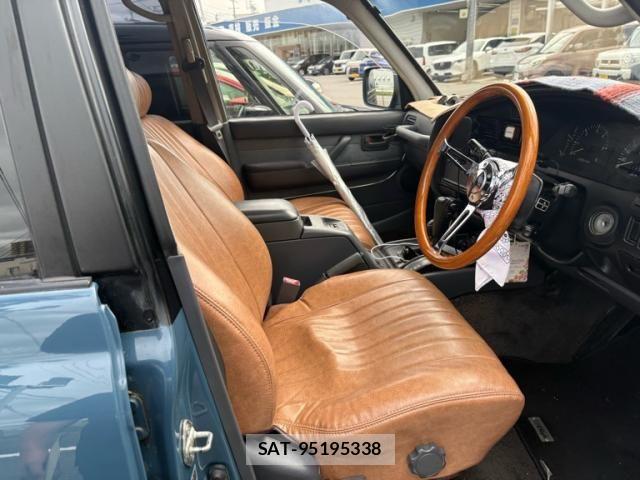 Toyota LAND CRUISER 1993-05 8829852-14