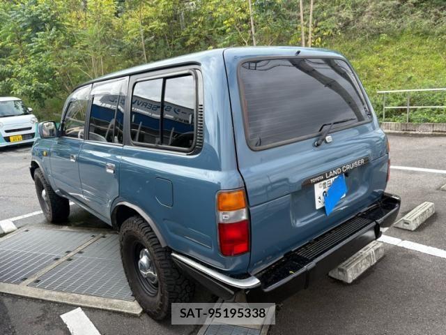 Toyota LAND CRUISER 1993-05 8829852-1