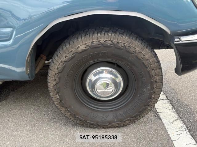 Toyota LAND CRUISER 1993-05 8829852-3