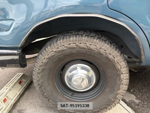 Toyota LAND CRUISER 1993-05 8829852-4