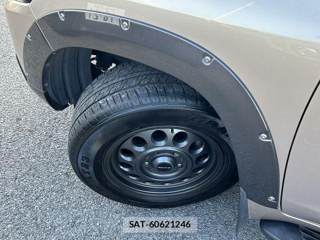 Toyota LAND CRUISER 2018-07 8829845-10