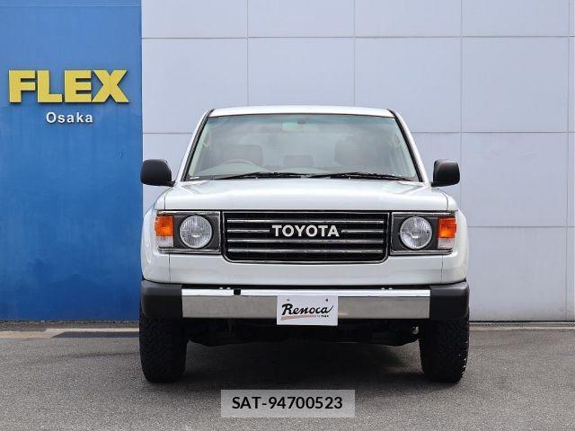 Toyota LAND CRUISER 2004-01 8829847-8