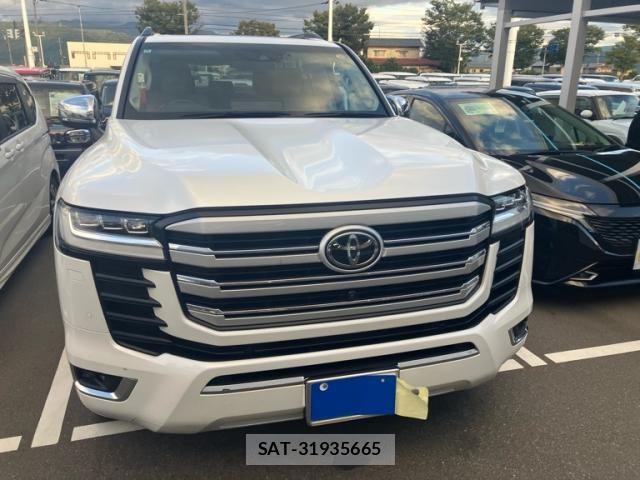 Toyota LAND CRUISER 2024-10 8829844-0