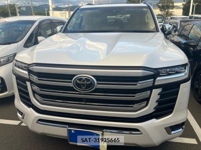 Toyota LAND CRUISER 2024-10 8829844-1