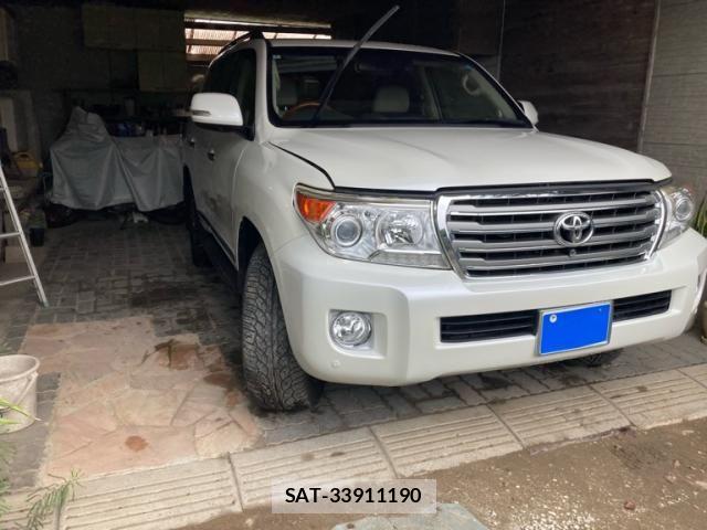 Toyota LAND CRUISER 2014-05 8849530-2