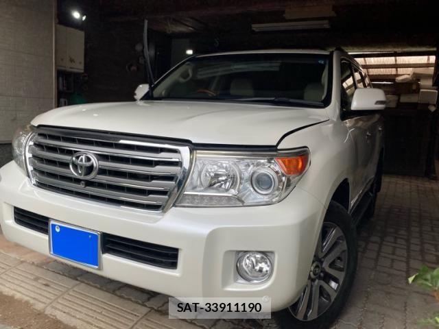 Toyota LAND CRUISER 2014-05 8849530-3
