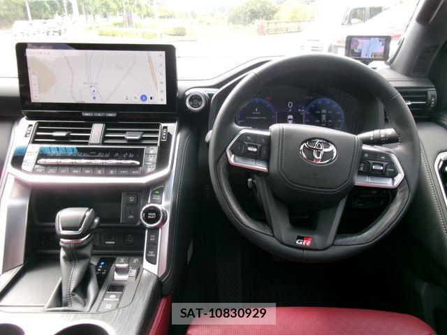 Toyota LAND CRUISER 2025-10 8871300-1