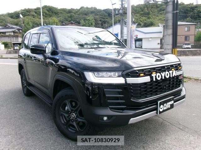 Toyota LAND CRUISER 2025-10 8871300-3