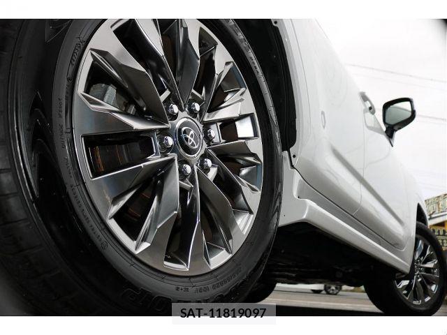 Toyota LAND CRUISER 2023-01 8871299-10