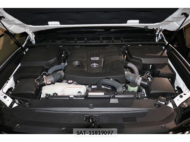 Toyota LAND CRUISER 2023-01 8871299-5