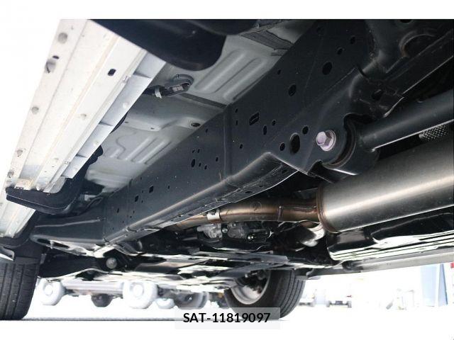 Toyota LAND CRUISER 2023-01 8871299-8