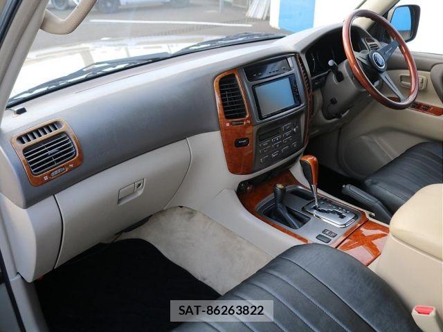 Toyota LAND CRUISER 2003-01 8871302-4