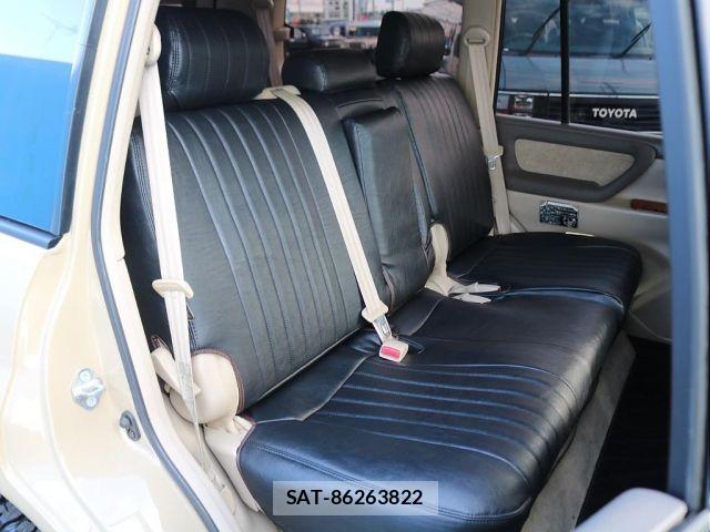 Toyota LAND CRUISER 2003-01 8871302-8