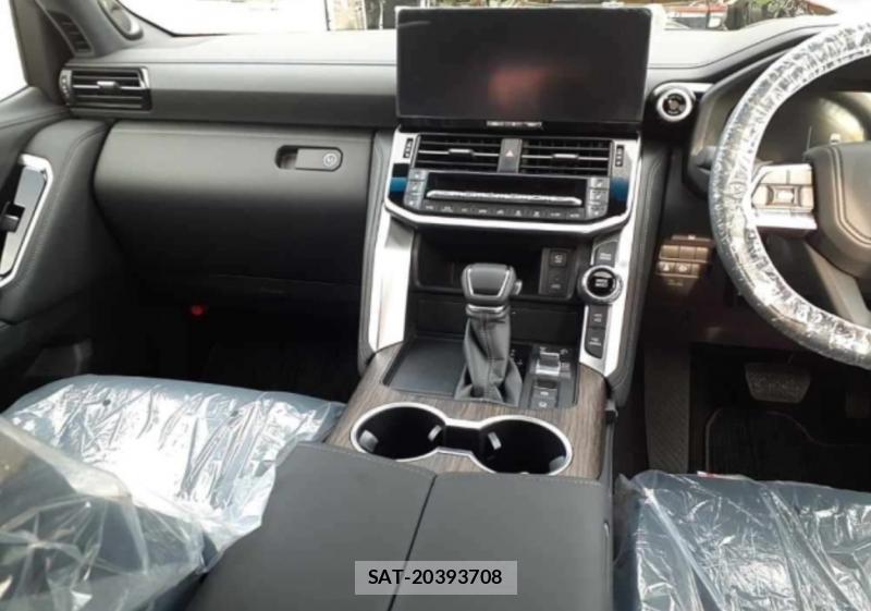Toyota LAND CRUISER 2025-09 8872529-10