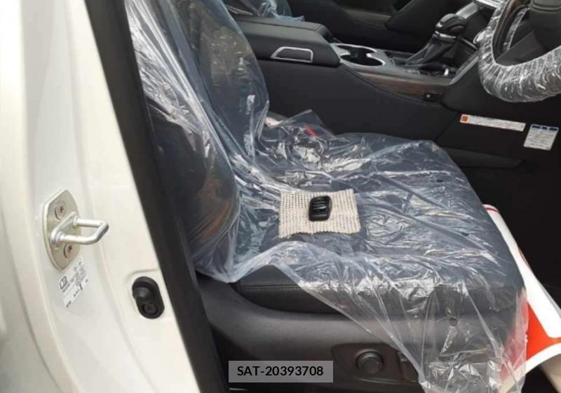 Toyota LAND CRUISER 2025-09 8872529-8