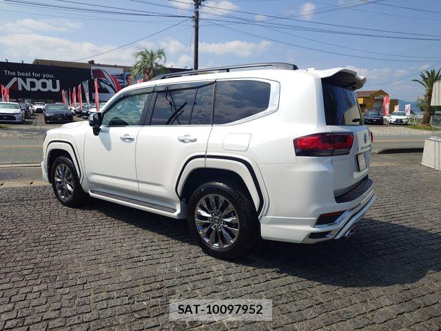 Toyota LAND CRUISER 2025-12 8880390-3