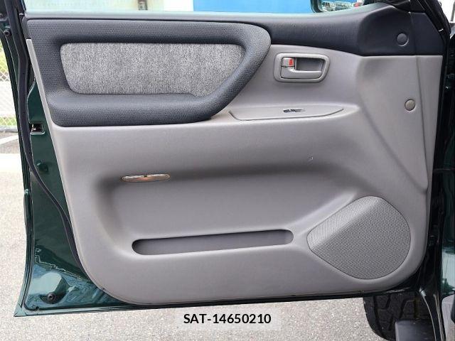 Toyota LAND CRUISER 2004-01 8880403-15