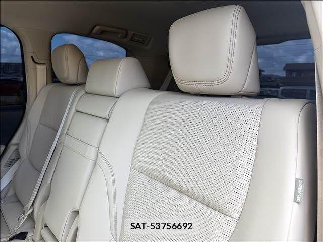 Toyota LAND CRUISER 2024-07 8880395-24