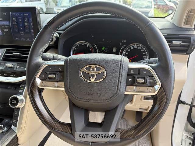 Toyota LAND CRUISER 2024-07 8880395-29
