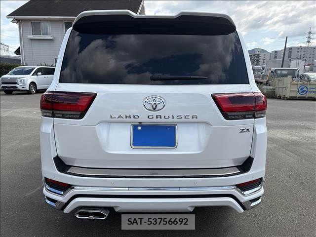 Toyota LAND CRUISER 2024-07 8880395-6
