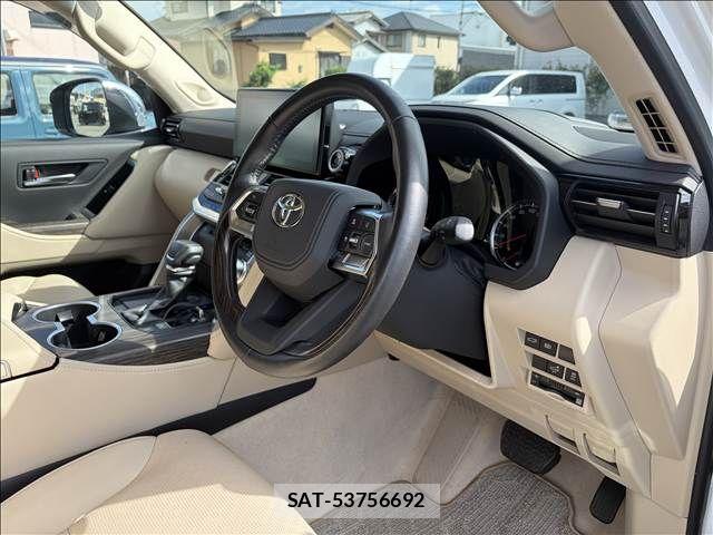 Toyota LAND CRUISER 2024-07 8880395-8