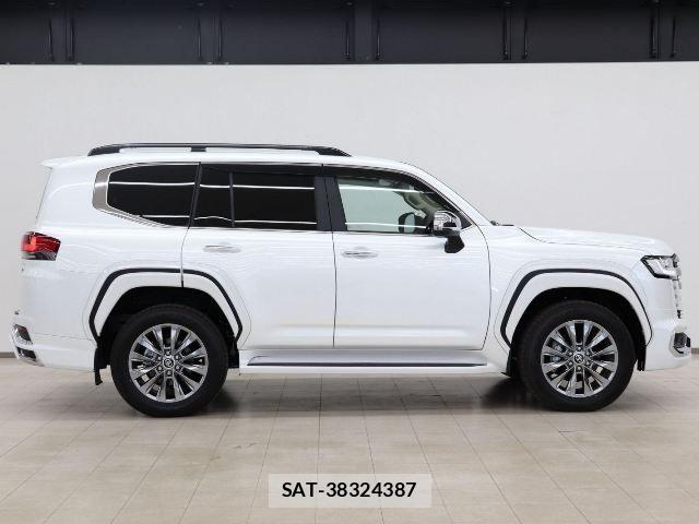 Toyota LAND CRUISER 2026-07 8880393-9