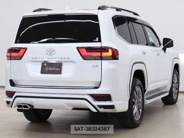 Toyota LAND CRUISER 2026-07 8880393-11
