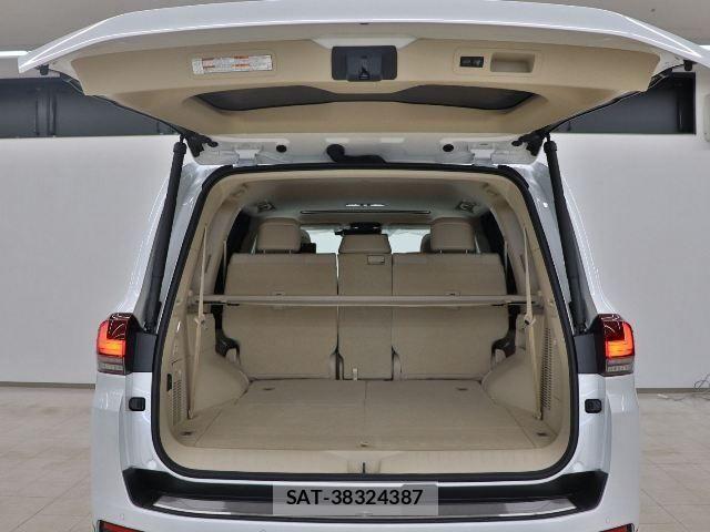 Toyota LAND CRUISER 2026-07 8880393-17