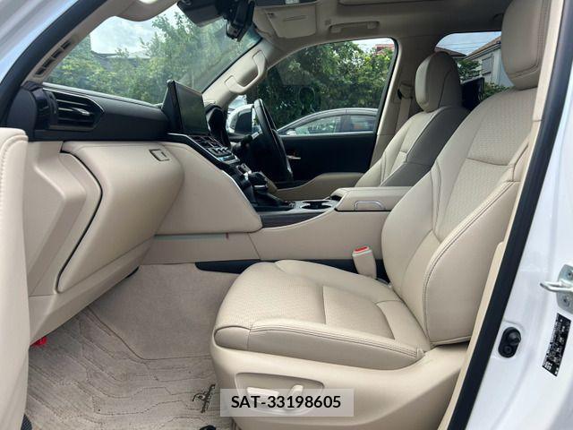 Toyota LAND CRUISER 2023-09 8880392-12