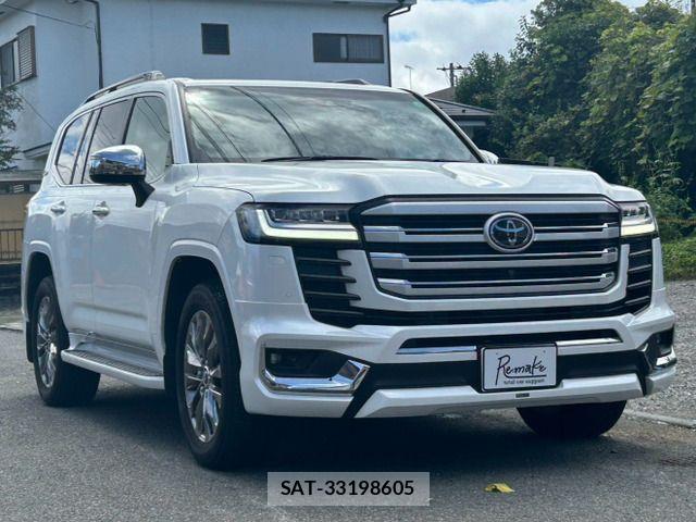 Toyota LAND CRUISER 2023-09 8880392-2