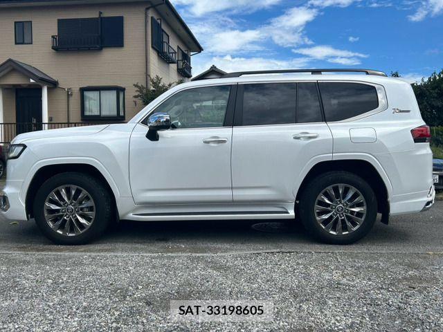 Toyota LAND CRUISER 2023-09 8880392-7