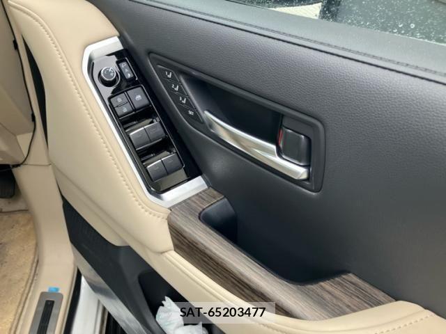Toyota LAND CRUISER 2025-09 8880396-13