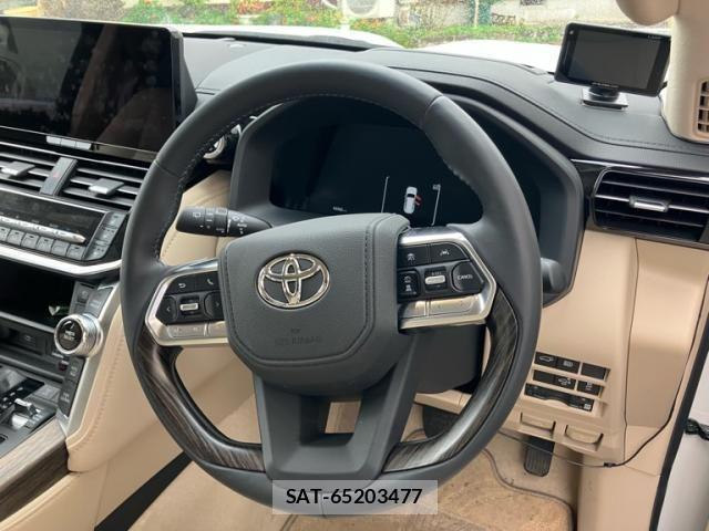 Toyota LAND CRUISER 2025-09 8880396-16
