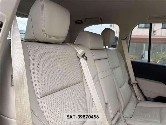 Toyota LAND CRUISER 2023-09 8880394-19