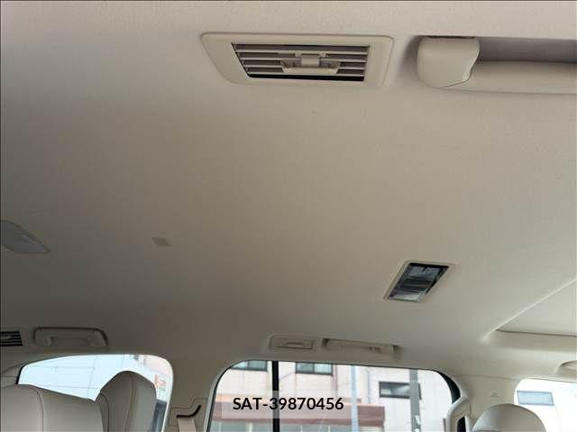 Toyota LAND CRUISER 2023-09 8880394-20