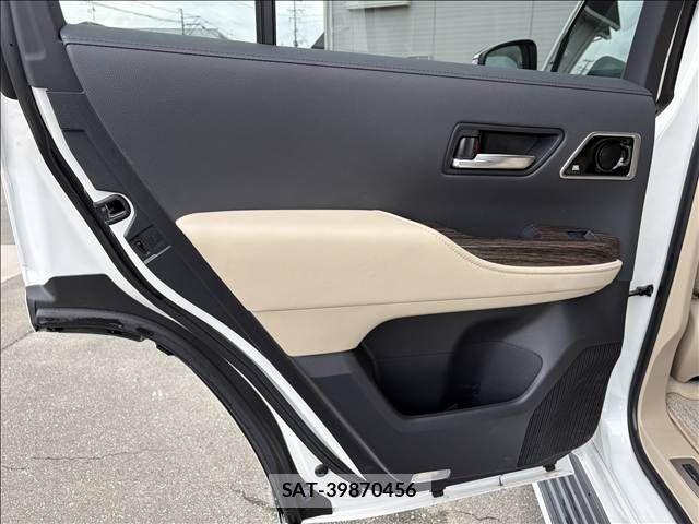 Toyota LAND CRUISER 2023-09 8880394-27