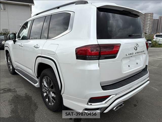 Toyota LAND CRUISER 2023-09 8880394-5