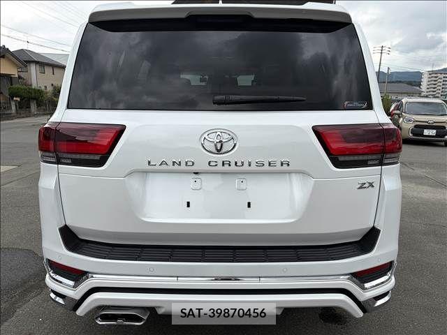 Toyota LAND CRUISER 2023-09 8880394-6