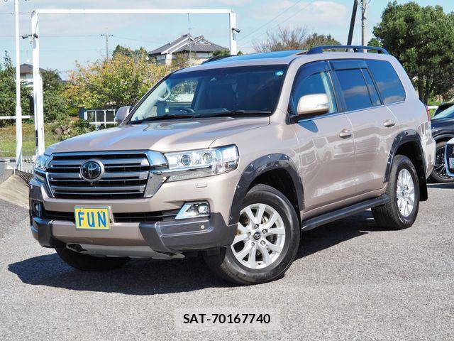 Toyota LAND CRUISER 2018-04 8880400-0