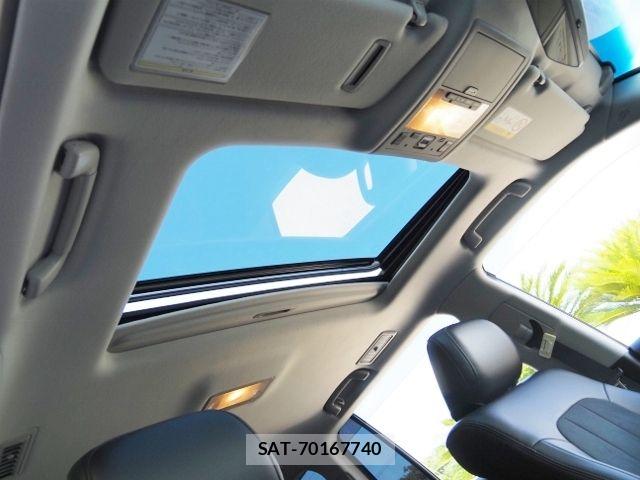 Toyota LAND CRUISER 2018-04 8880400-12