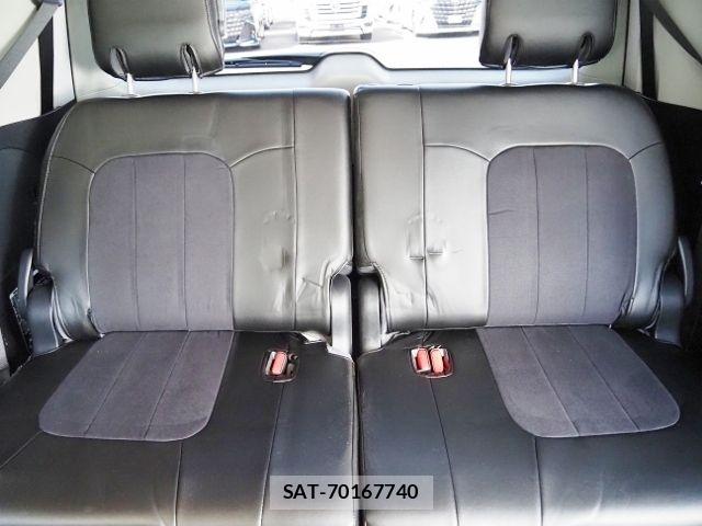 Toyota LAND CRUISER 2018-04 8880400-17